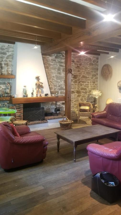 Chambres Et Gite Dans Un Lieu Calme Et Champetre Gourge Les Grippeaux Proche Parthenay 외부 사진