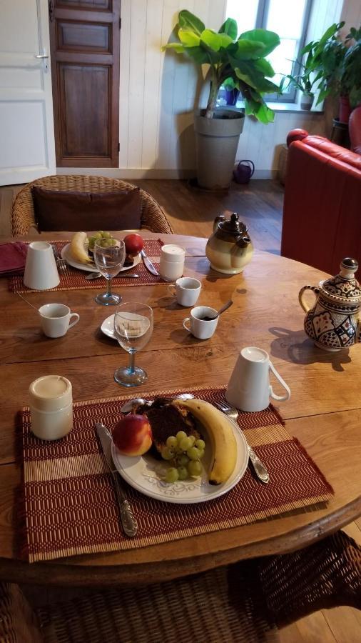Chambres Et Gite Dans Un Lieu Calme Et Champetre Gourge Les Grippeaux Proche Parthenay 외부 사진