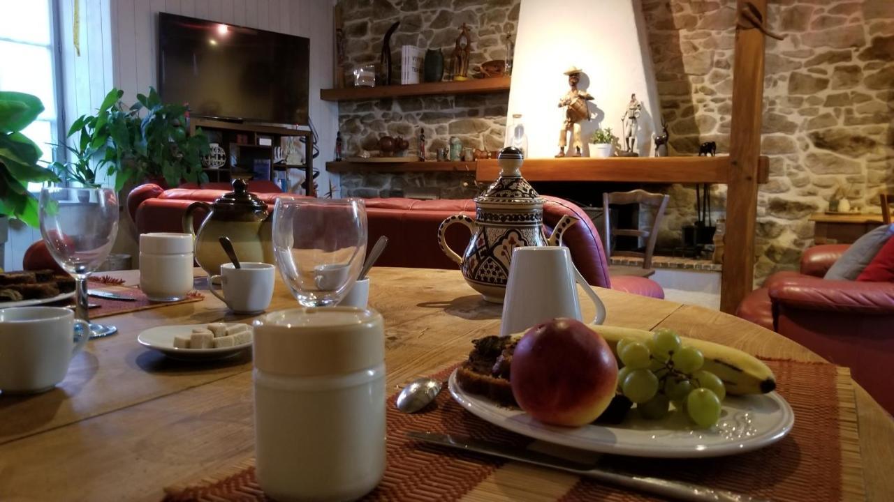 Chambres Et Gite Dans Un Lieu Calme Et Champetre Gourge Les Grippeaux Proche Parthenay 외부 사진